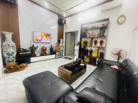 Bán gấp nhà 2 tầng mặt phố Bế Văn Đàn, 53m2, mặt tiền 3.3m, 2 mặt thoáng, kinh doanh, giá 16 tỷ