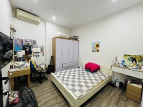 Nhà đẹp Tây Hồ - 5 tầng nội thất cơ bản - Chủ thiện chí bán- Trước nhà rộng 5 m,