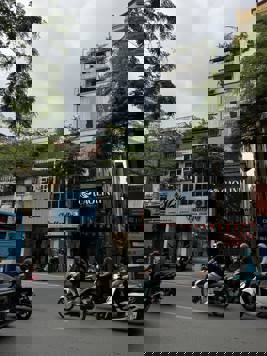 BÁN TÒA NHÀ MẶT PHỐ KHÂM THIÊN. ĐỐNG ĐA. 110M2 - 7 TẦNG. THANG MÁY. THÔNG SÀN.