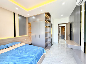 Bán nhà HXH Hà Huy Giáp, 4x25m, 1 trệt 2 lầu, sân đậu 2 ô tô, view MT sông