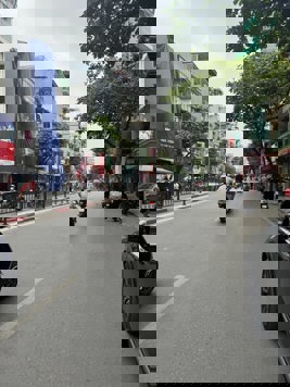 BÁN TÒA NHÀ MẶT PHỐ TÔN ĐỨC THẮNG, ĐỐNG ĐA. 180M2 - 5 TẦNG.