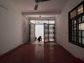 RẺ NHẤT khu vực Cầu Giấy 47m2, chỉ 11 tỷ hơn, ngõ rộng, giá đầu tư cực tốt