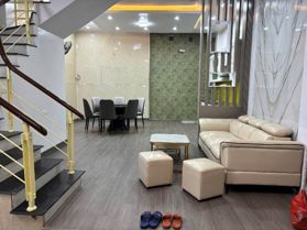 Hiếm! Nhà Lê Đức Thọ 50m x 5T,  ô tô, ngõ thông, Full Nt, vừa ở vừa kd, 13,9 tỷ