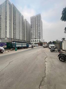 BÁN BIỆT THỰ ĐƯỜNG NGUYỄN XIỂN. 220M2 - 4 TẦNG. MT 10M.