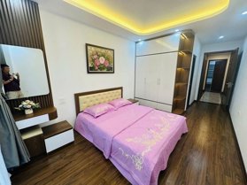 Bán Nhà Quan Nhân. Thanh Xuân. DT 48m2. MT 5m. 4 Tầng. Giá 10.6 Tỷ.