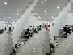 BÁN TÒA NHÀ CHDV ĐƯỜNG LÁNG. 100M2 XÂY 7 TẦNG. THANG MÁY. 22 PHÒNG.