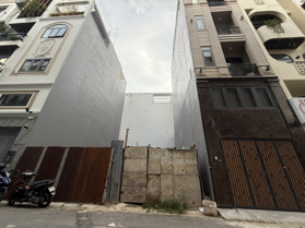 Bán lô đất ngay Vincom Nguyễn xí, P26, BT, 80m2 (4x20), có GPXD mới 5 tầng, đường 12m, khu đồng bộ