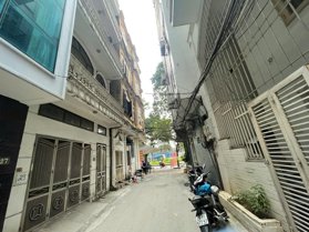 Bán Nhà Khuất Duy Tiến. Thanh Xuân. Ô Tô. DT 60m2. MT 5.5m. 5 Tầng. Giá 24.3 Tỷ.
