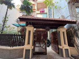 BÁN NHÀ ĐƯỜNG CẦU DIỄN. 180M2 - 4 TẦNG. MT 9.2M.