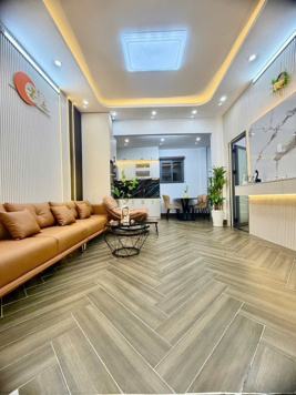 Bán nhà sổ hồng riêng hẻm 1716 Huỳnh Tấn Phát, NB, Dt 8 x6m. Giá 3,39 tỷ