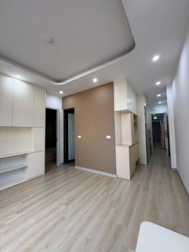 Bán Nhà Đường Láng. Đống Đa. 7 Tầng Thang Máy. Ô Tô. DT 136m2. MT 6.5m. Giá 41.2 Tỷ. 