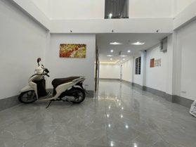 BÁN TÒA NHÀ CHDV ĐƯỜNG VƯƠNG THỪA VŨ. 85M2 - 8 TẦNG. THANG MÁY. 16 CĂN HỘ KHÉP KÍN.