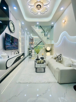 Bán nhà đẹp hẻm 103 Nguyễn Thị Thập, Quận 7, 1 lầu. Giá 2,09 tỷ