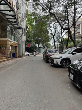 9 TỶ – DT 35 M2 - 5 TẦNG- LẠC LONG QUÂN – TÂY HỒ - Ô TÔ QUA – KINH DOANH ĐỈNH 