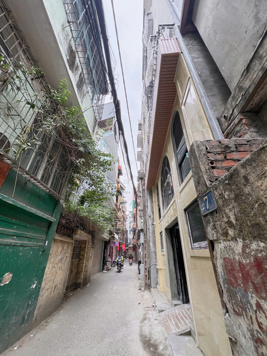  Bán nhà dòng tiền phân khúc hiếm ở Hồ tùng mậu 5 tầng, 9 phòng, doanh thu 35 tr/ 1 tháng