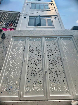 Bán nhà mới xây Huỳnh Tấn Phát, Nhà Bè, 3 lầu, Dt 5 x9m. Giá 5,39 tỷ