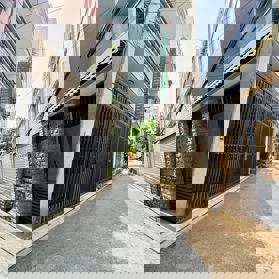 NGUYỄN HỒNG ĐÀO - HÀNG XÓM UBND QUẬN TÂN BÌNH - 1/ XẸC - XE HƠI ĐỖ CỬA, 4 X 17 X 4 TẦNG - 11. TỶ