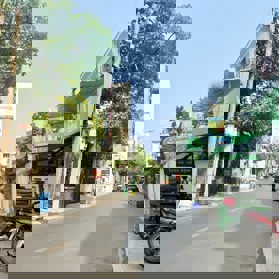 LẠI 1 SIÊU PHẨM CẬP BẾN - 3 bước ra Trường Sơn (sân bay TSN) 62m2, 2 tầng 3pn, giá bất ngờ.