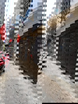 BÁN TÒA NHÀ CHDV ĐƯỜNG KIM GIANG. 8 TẦNG. THANG MÁY. 24 PHÒNG KHÉP KÍN.