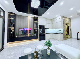 Nhà mới Cầu Giấy , 7 tầng thang máy , ở ngay, gần 50m2 chỉ 15.x tỷ