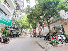 Phân Lô Hoàng Quốc Việt - Cầu Giấy, 64m x mt 4m, nhà 2 mặt tiền, đường rộng 12m, 36 tỷ