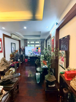 Bán nhà Cầu Giấy 6 tầng phân lô, ô tô qua cửa,  nhỉnh 11 tỷ