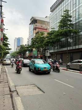 Bán Đất Mặt Phố Tây Sơn. Đống Đa. Ô Tô. Vỉa Hè. DT 78m2. MT 4.8m. Giá 28.8 Tỷ.