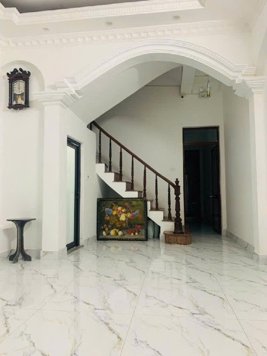 Bán Nhà Láng Hạ. Đống Đa. DT 75m2. MT 4.7m. 5 Tầng. Giá 16.4 Tỷ.