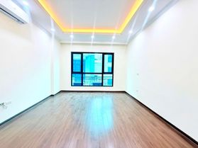 Bán Nhà lô góc, Phạm Văn Đồng, 60m2, 7 tầng, thang máy, 2 mặt ngõ oto