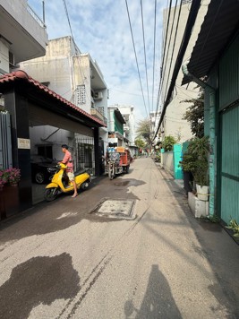 Bán căn góc 2MT đường Tân Cảng p25 Bình Thạnh, 4.5x17m, 2 Tầng. Chỉ Tiêu XD Hầm 7 Tầng. Siêu đẹp