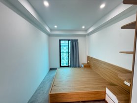 Bán Nhà Lương Thế Vinh. Thanh Xuân. Thang Máy. Lô Góc. Ô Tô. DT 90m2. MT 10m. Giá 32.6 Tỷ.