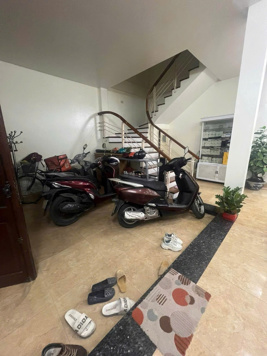 Nhà đẹp Quan Hoa 50m2, ô tô qua, view thoáng, kinh doanh tốt, hơn 14 tỷ