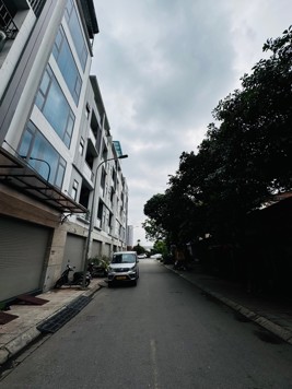 🚨 15 TỶ HƠN – NHÀ MỚI  CONG LẠC TRUNG - DT  55M2 – TM – MT 6M – NGÕ THÔNG – CÁCH Ô TÔ 10M  