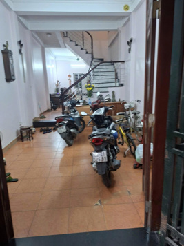 Bán nhà dân xây siêu kiên cố 5 tầng x 60m2 ở Yên Hòa, vị trí đẹp