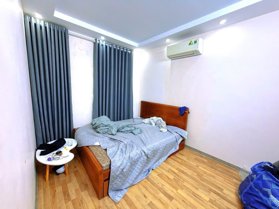 Bán Nhà Nguyễn Cao. Hai Bà Trưng. Lô Góc. DT 42m2. MT 4.2m. 6 Tầng. Giá 13.5 Tỷ.