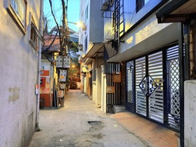 BÁN TÒA NHÀ CHDV ĐƯỜNG HOÀNG NGÂN. 115M2 - 7 TẦNG. THANG MÁY. 23 PHÒNG KHÉP KÍN.