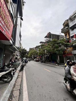 BÁN MẢNH ĐẤT VÀNG MẶT PHỐ VỌNG. 1096M2. MT 24M.