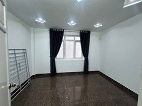 ÂU CƠ – 40M – 5T – - MT 4,5 M - NGÕ THÔNG – VIEW HỒ ĐIÈU HOÀ - 10M RA Ô TÔ – NHÀ ĐẸP Ở SƯỚNG   