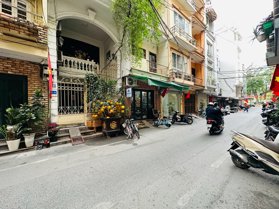Bán phố điện biên phủ cách phố 50m ngõ ô tô tránh mặt tiền 11m dt 120m,