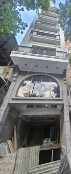 Bán nhà mới cứng dòng tiền ở mặt phố Bưởi, 8,5 tầng, 1 hầm, 15 căn hộ vị trí siêu đẹp