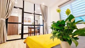 Bán Nhà Đường Cầu Giấy. 8 Tầng Thang Máy. Ô Tô. DT 58m2. MT 8m. Giá 20.1 Tỷ.