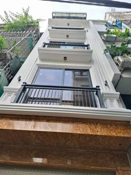 Chính chủ bán nhà 7 tầng thang máy ô tô tránh kinh doanh hơn 12 tỷ