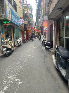 BÁN TÒA NHÀ CHDV ĐƯỜNG TRƯỜNG CHINH. 8 TẦNG. THANG MÁY. 26 PHÒNG KHÉP KÍN.