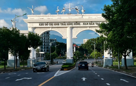Bán gấp lô Biệt Thự đẹp KĐT sinh thái Nam Đầm Vạc, Khai Quang DT333m MT14,5m sát hồ 37,5tr