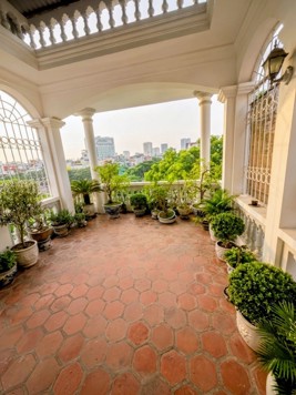Mặt phố view hồ Phương Liệt 💥 Thưởng thức không gian sống thượng lưu – 68m2 x 5 tầng chỉ tầm 29 tỷ