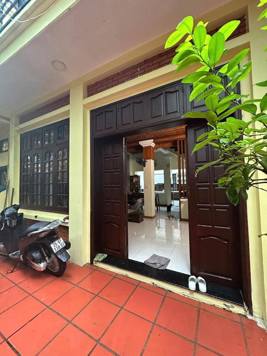 BÁN NHÀ ĐƯỜNG LƯƠNG THẾ VINH. 80M2 - 3 TẦNG. MT 5.8M. Ô TÔ ĐỖ CỬA.