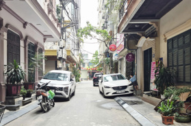 Bán nhà Kim Đồng, 5 tầng mới, ô tô, kinh doanh 11 tỷ