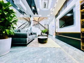 BÁN NHÀ NGUYỄN VĂN CỪ -QUẬN LONG BIÊN- MẶT NGÕ THÔNG- LÔ GÓC 2 THOÁNG- Ô TÔ ĐỖ CỬA- 6.8 TỶ CÓ LÙI