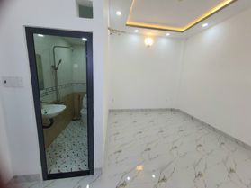 Nhà mới (4x12m), hẻm ô tô 7 chỗ vào tận nhà khu yên tĩnh, 9 tỷ 1 đường Nguyễn Xí, P13