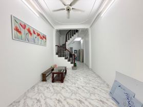 Bán nhà Hoàng Mai – Giá 12.2 tỷ – DT 45m² x 4 tầng – nhà đẹp, gần ô tô, ở ngay